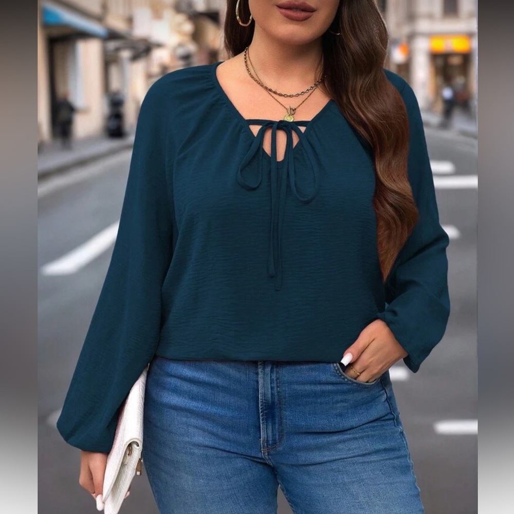 Elegant Blue Women's Blouse